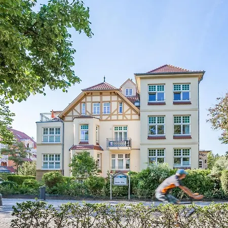 Apartment La 11 *